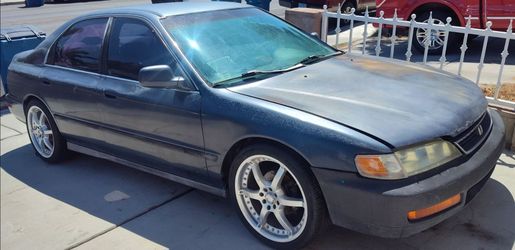 1996 Honda Accord $1000