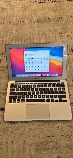 Apple MacBook Air 11-inch (Mid-2013) - 128GB SSD - Great Student/Travel Laptop