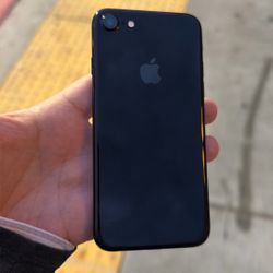 iPhone 7 32GB Unlocked