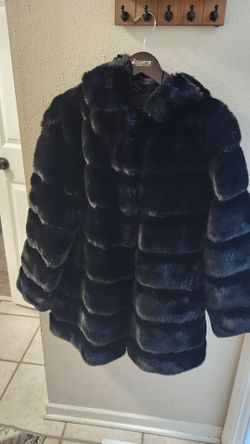 BCBGMAXAZRIA Black Faux Fur Hooded Coat