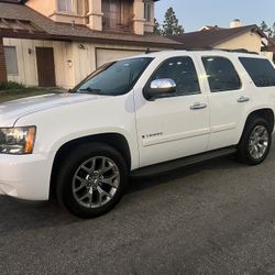 2007 Chevy Tahoe LTZ 2wd 
