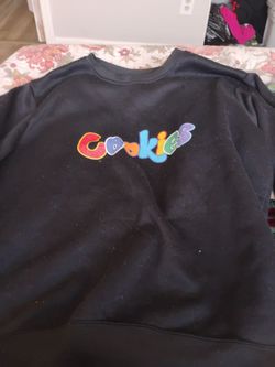 Cookies sweater