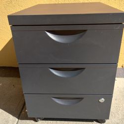 Black Metal 3 Drawer File Cabinet