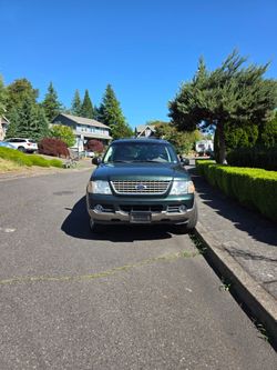 Ford Explorer SUV Green