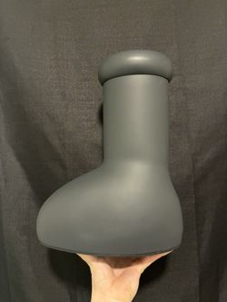 MSCHF Big Red Boot (Black) Size 7M | 8.5W