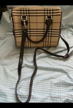 Crossbody purse