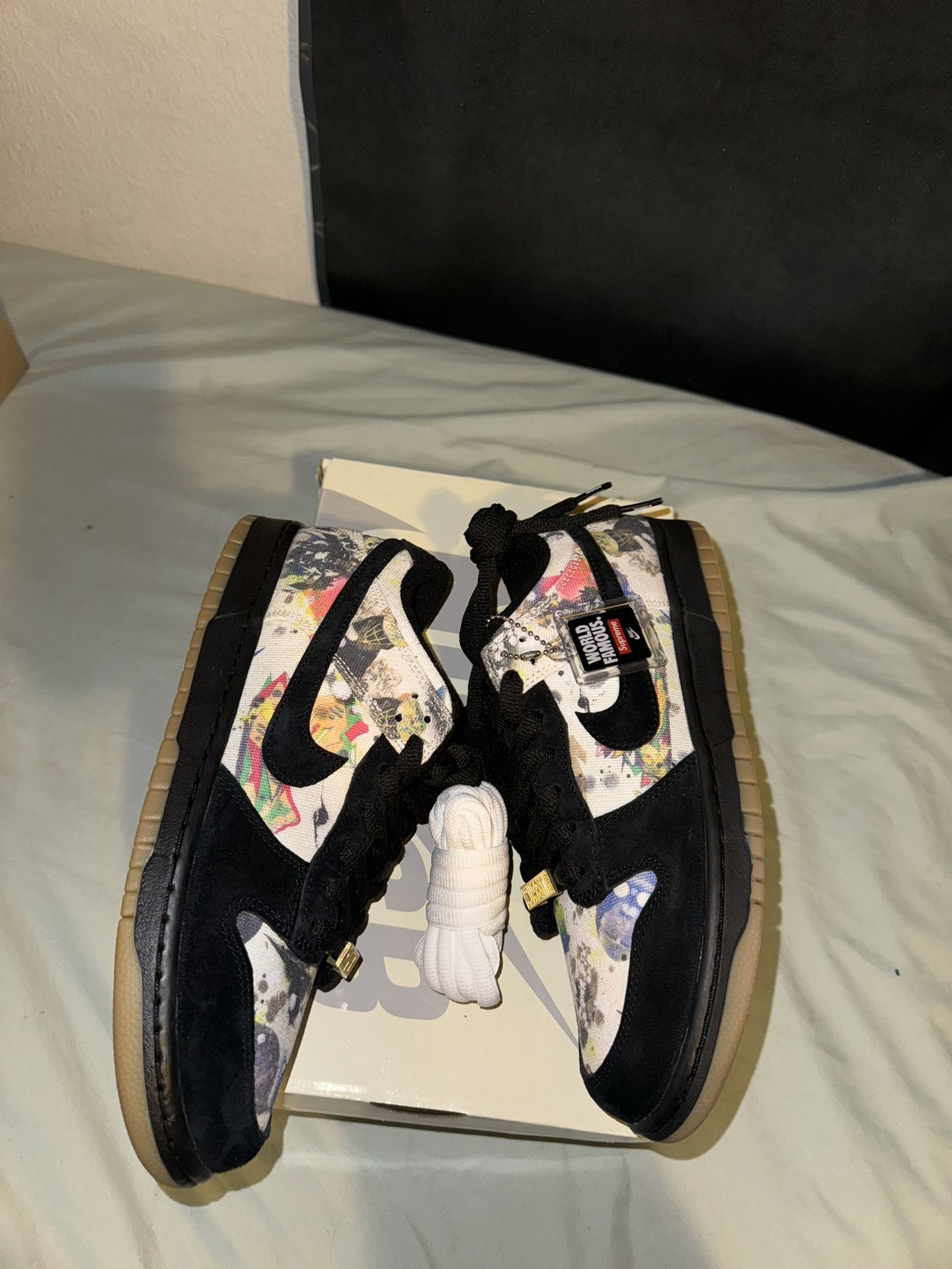 Supreme x Nike Dunk Low 8.5