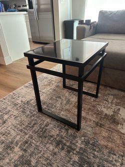 x2 coffee tables and 1 rectangular table