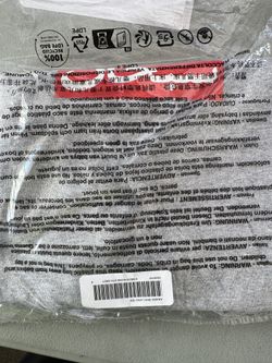 SUPREME ARABIC BOX LOGO