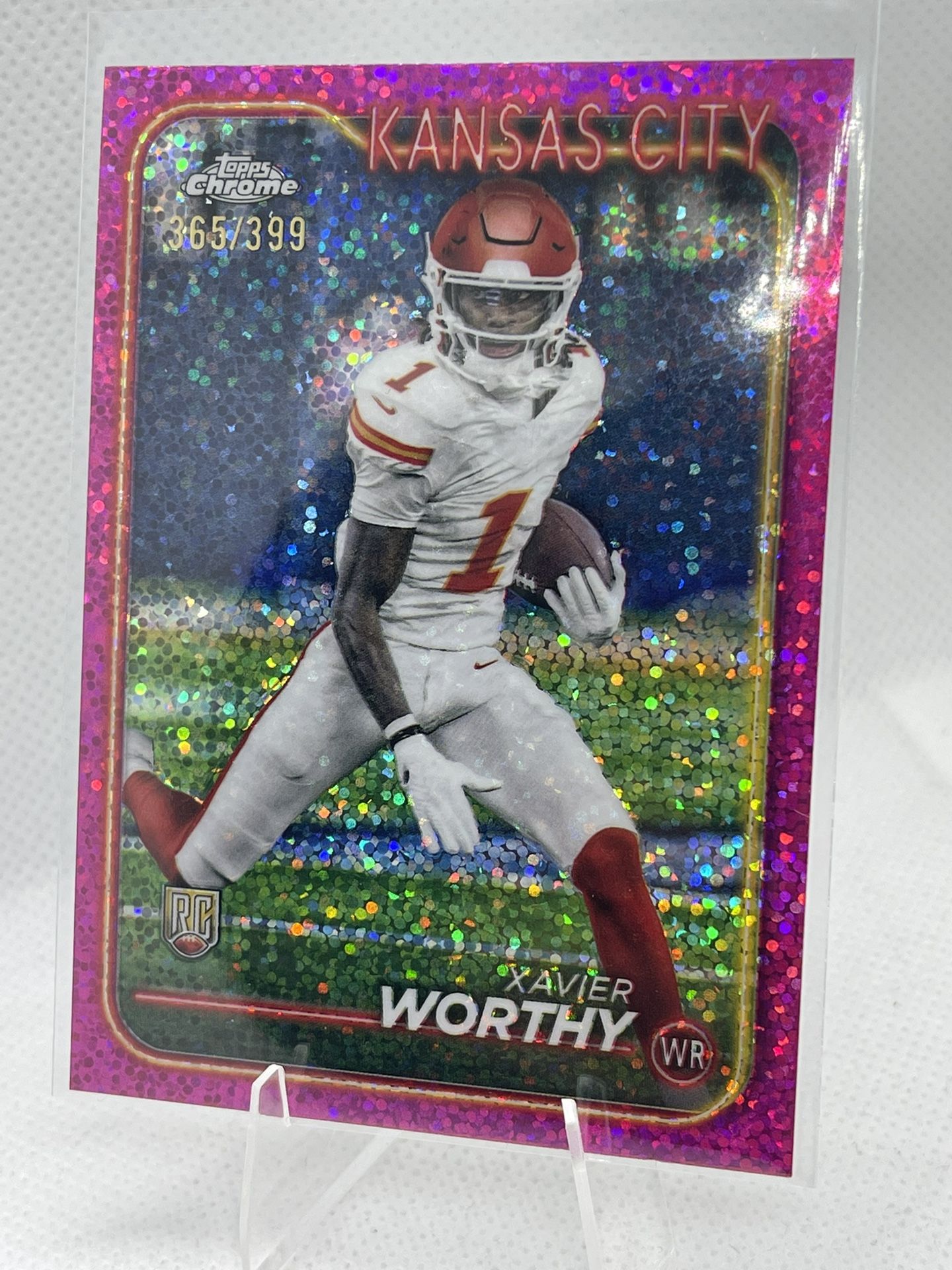 2024 Topps Chrome Xavier Worthy /399 Magenta Speckle /