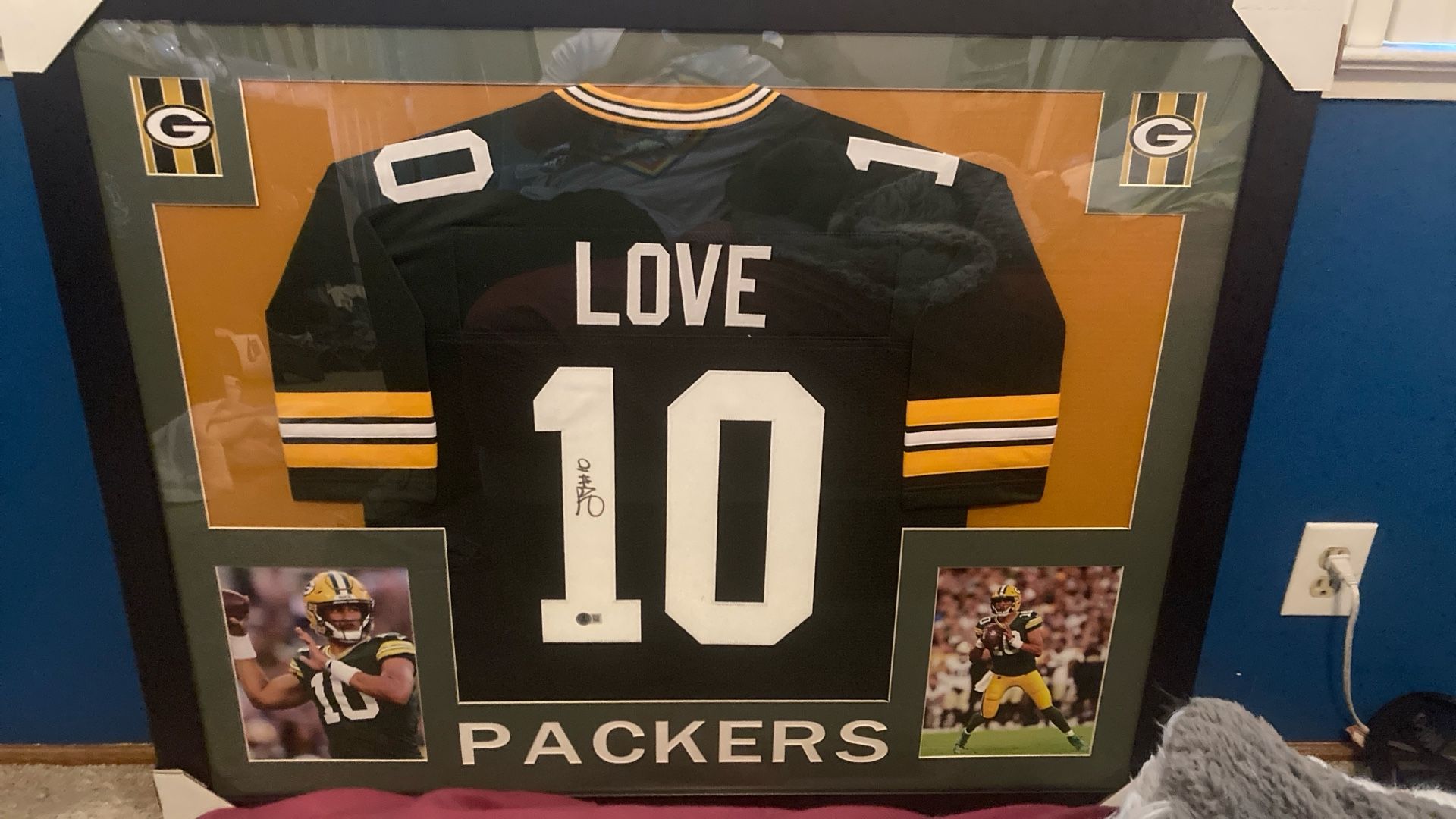 Jordan Love Signed Jersey Frames