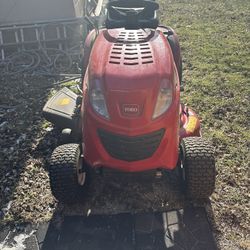 Toro riding Lawnmower 