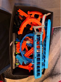 Hot wheels Racing sets , take it all , brand new just unboxed