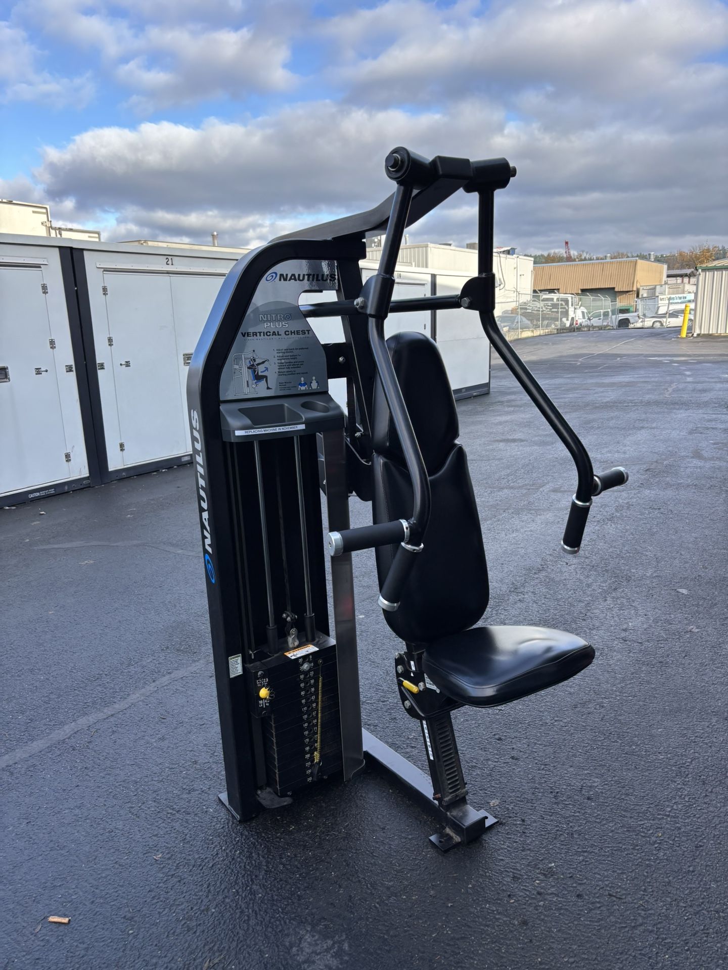 Nautilus Nitro Chest Press