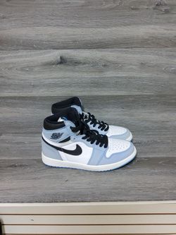 Air Jordan 1 Men's Sneakers Retro High OG university blue/black/white size 8.5