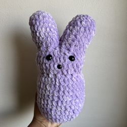 Crocheted Bunny Peep