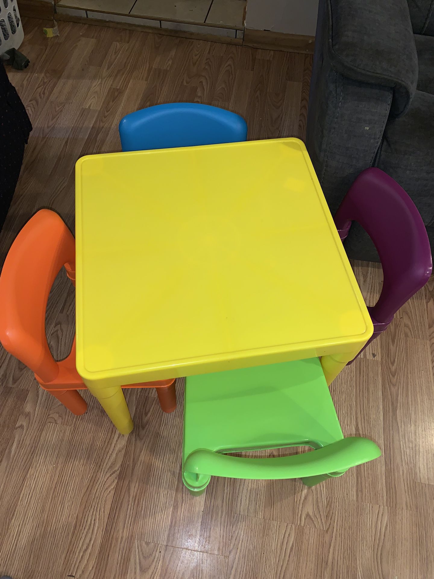 Toddler Table Plastic