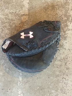 Youth catcher glove