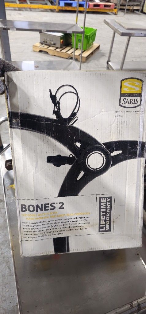Saris Bone 2 Bike RACK FOR CAR TRUNK