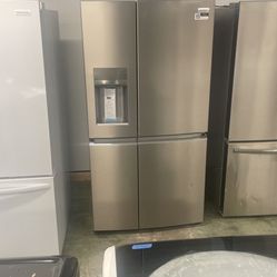 Frigidaire Gallery Four Door Refrigerator R0D7