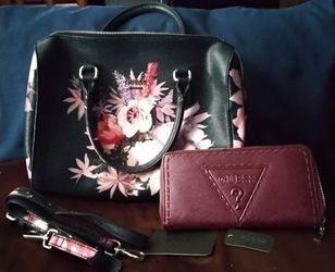 Guess Black Floral Purse
