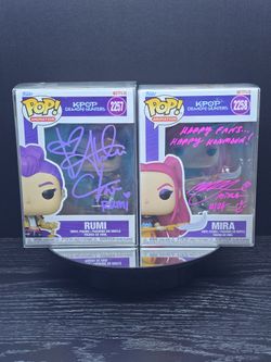 Kpop Demon Hunters Rumi And Mira Signed Funko Pops