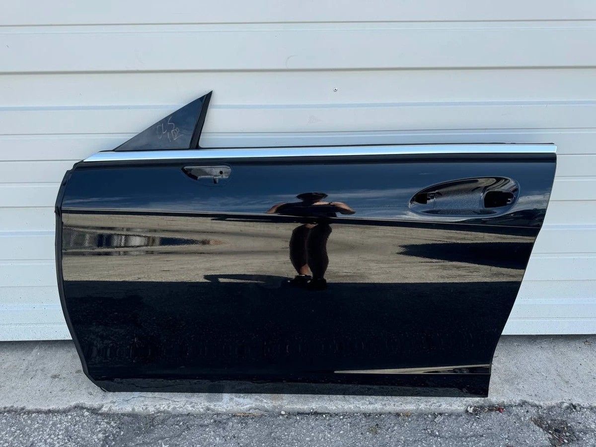 12-18 Mercedes W218 CLS550 Front Left Side Exterior Door Shell OEM BLACK