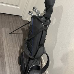 Wilson Ultra Golf Club Set Driver Fairway Wood Irons 5 7 9 P Bag Silver Blue