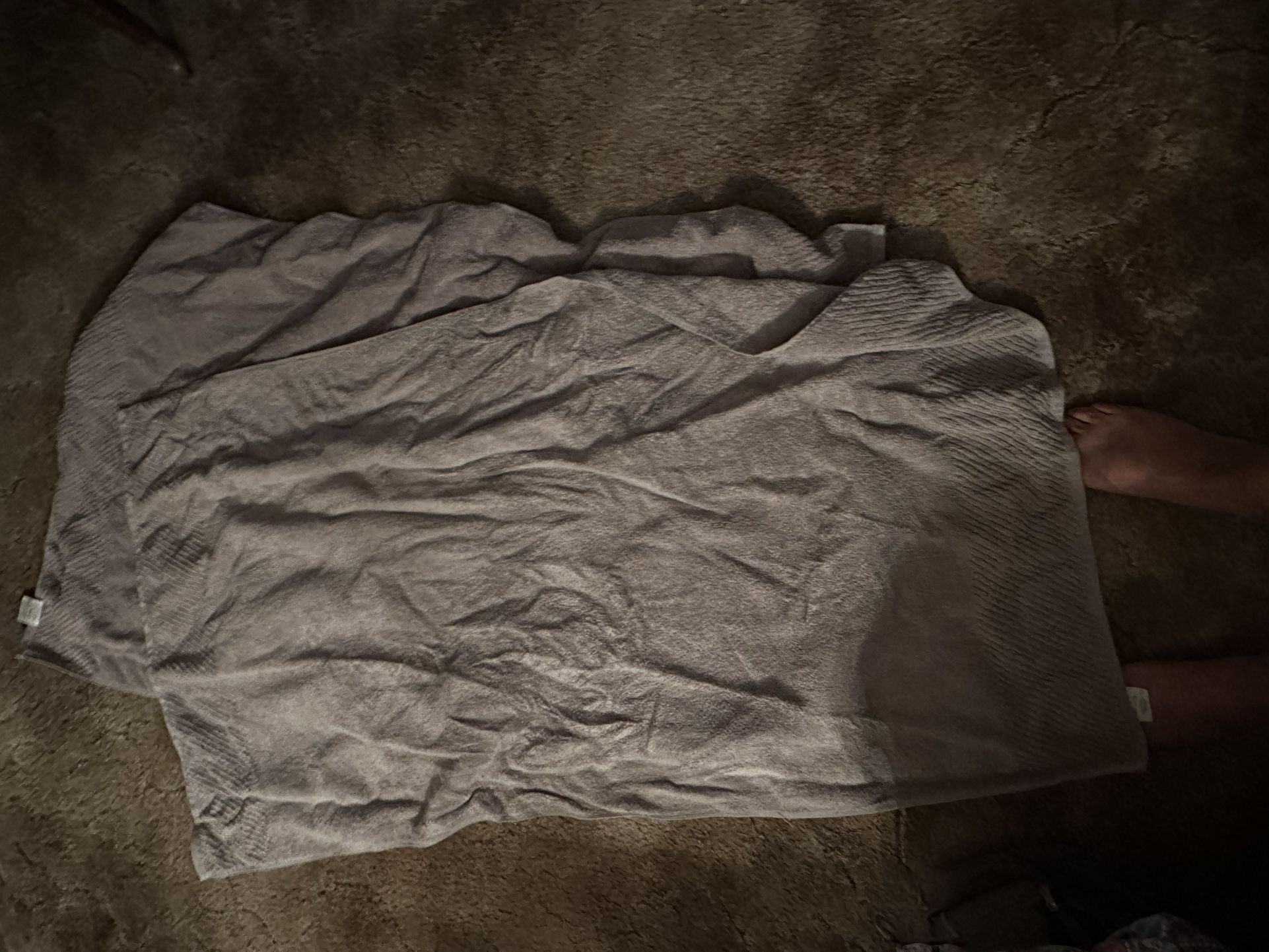 Grey Bath Towels (2)