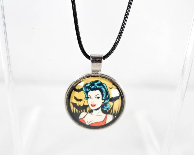 Retro Horror Bats & Pinup Charm Necklace – Limited Edition Gothic & Pinup Aesthetics