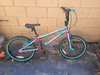 Kent 20" Illusion Girls Child Bike, Blue/Purple