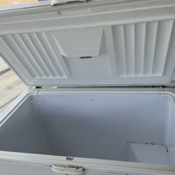 Commercial Freezer Whirpool 