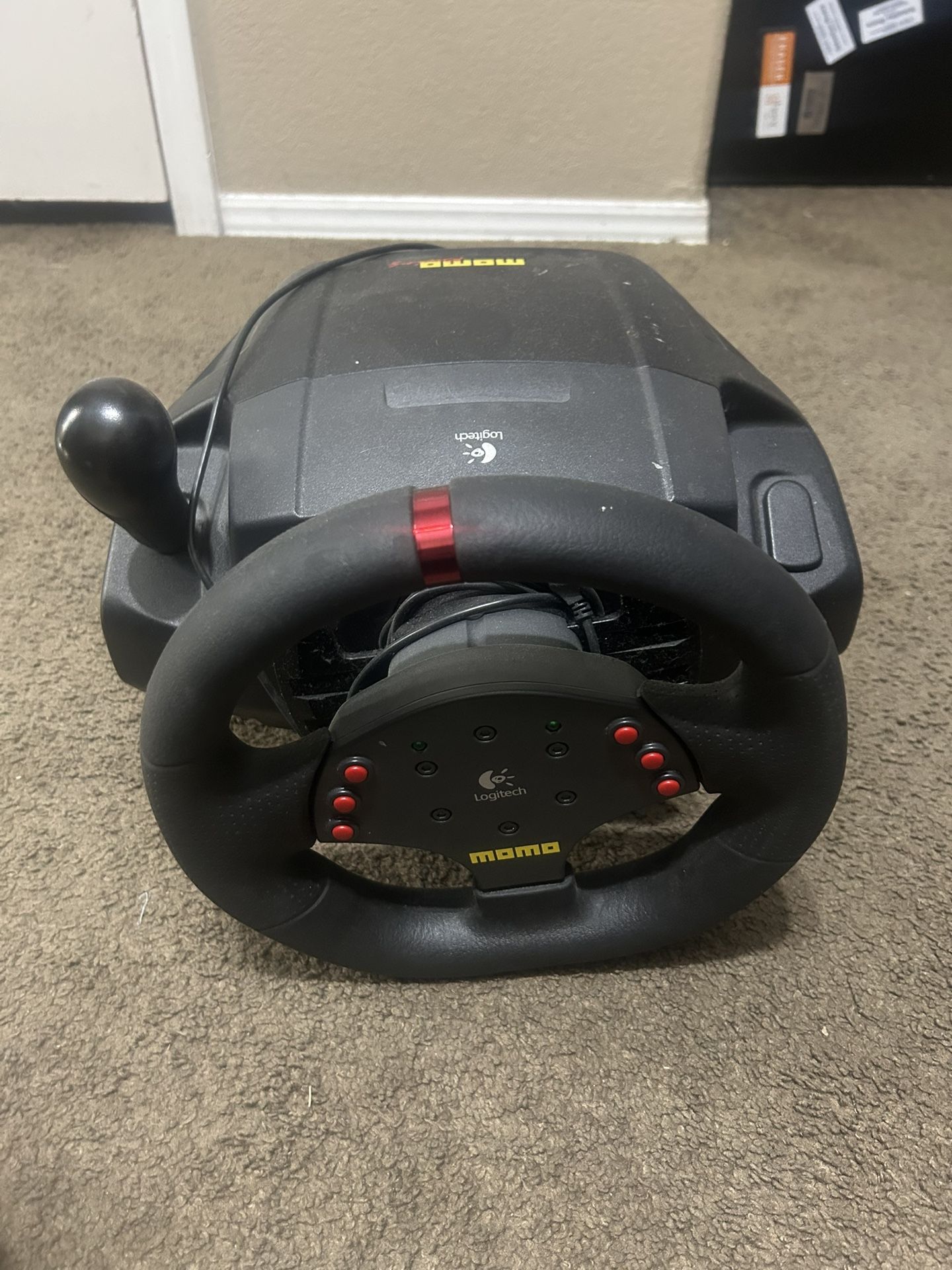 Logitech Momo Racing wheel