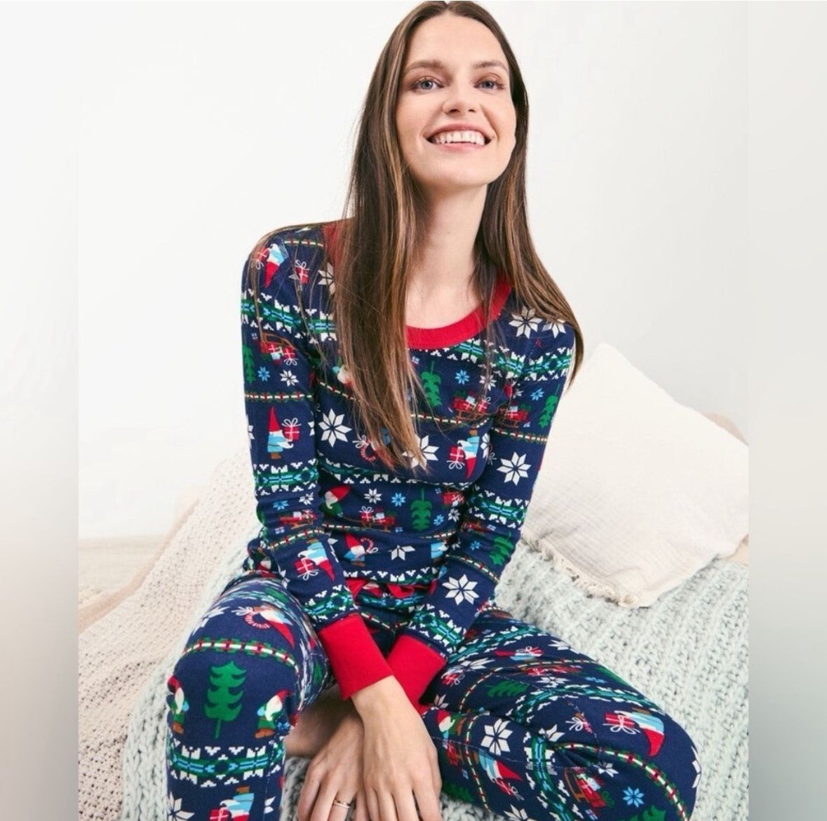 Hanna Anderssan Holiday Pajama Set For Women 
