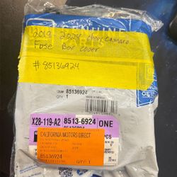 2019 2024 Chevrolet Camaro Fuse Box Cover New Oem
