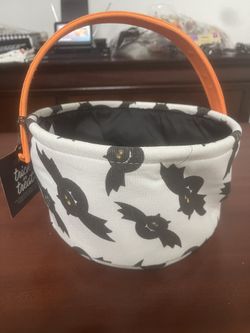 Halloween Trick Or Treat Bat 🦇 Basket 