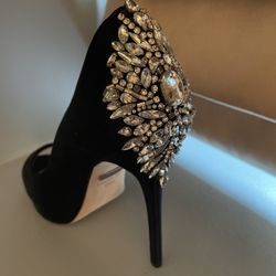 Badgley Mischka Kiara Platform Pump