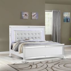 King Size Bed As Pictured In Photos 