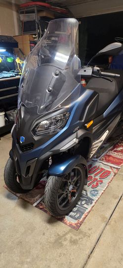 Piaggio MP3 530 EXCLUSIVE SCOOTER
