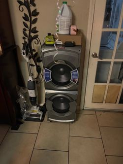 Stereo speaker