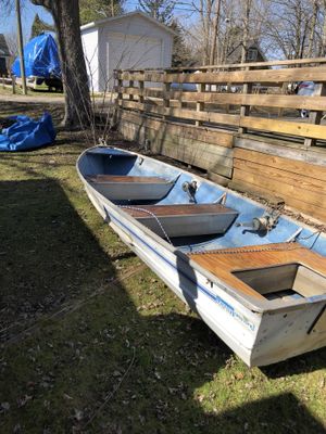 New And Used Pontoon Boats For Sale In Grand Rapids Mi Offerup