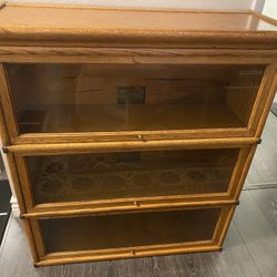 Globe-Wernickle Barrister Bookcase 