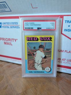 1975 Topps #280 Carl Yastrzemski PSA 7 NM + 1976 Topps #575 Dwight Evans PSA 8 NM-MT
