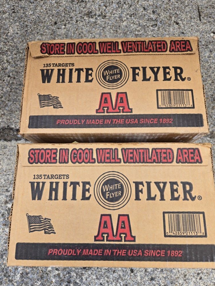 White Flyer Clay Pigeons