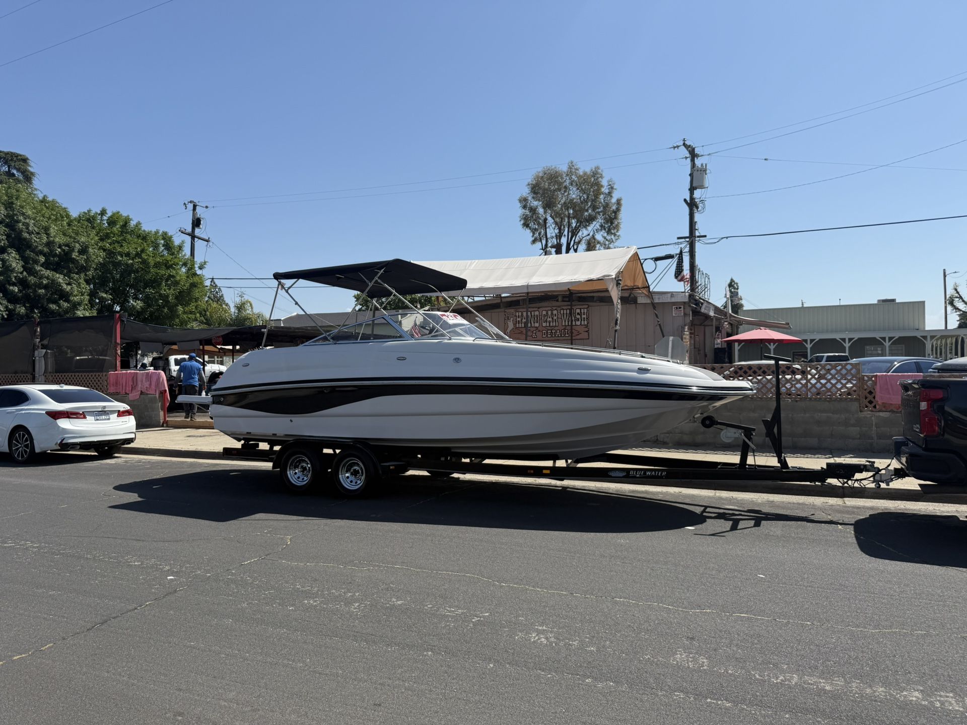 2005 Blue Water Deck Boat