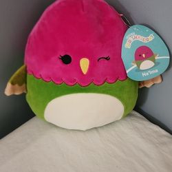 Na'lma 8" Humming Bird Squishmallow. New With Tags