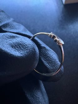NEW- 10k ring size 6.5