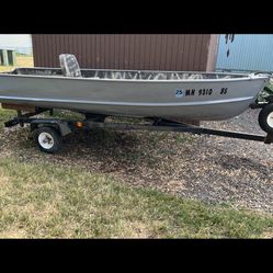 Nice Starter Boat For Sale