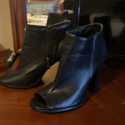 Anne Marie Boot Heels Without Toe Coverage