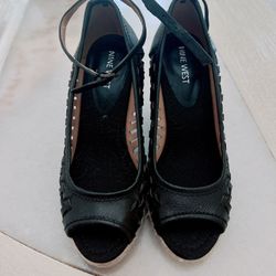 Nine West Black Woven Espadrille Wedges - Size 7